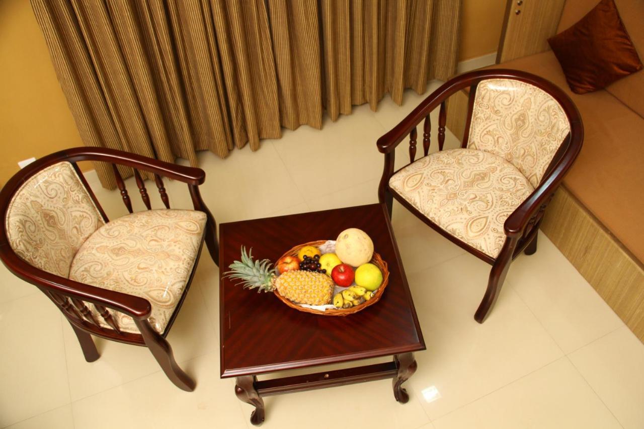 Royal Riviera Hotel Kumarakom Luaran gambar